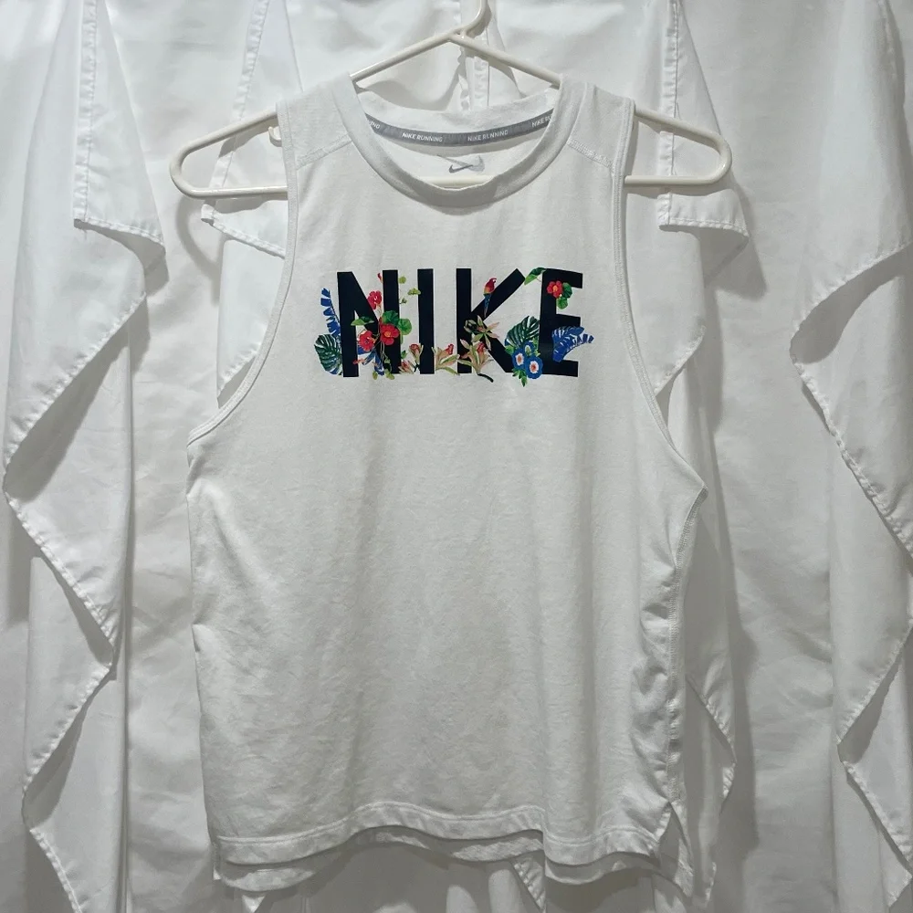 Nike White Athletic Tank with Floral Logo Sz M - Picture 1 of 11